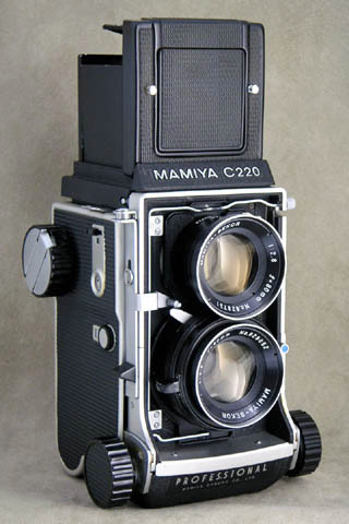 ☆最終値下げ☆MAMIYA C220 ★２眼レフカメラ