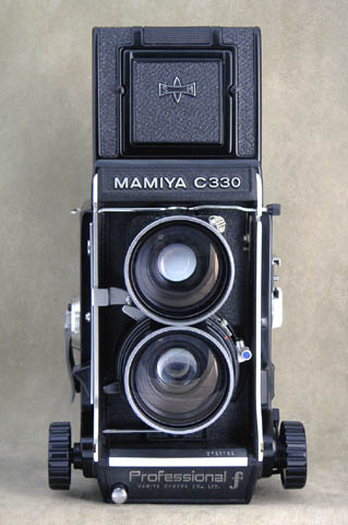 Mamiya C330f正面