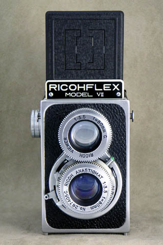 Ricohflex VII正面