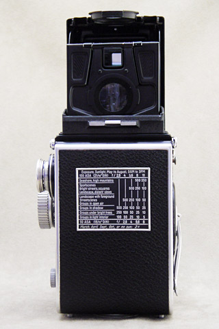 Rolleiflex 2.8C背面